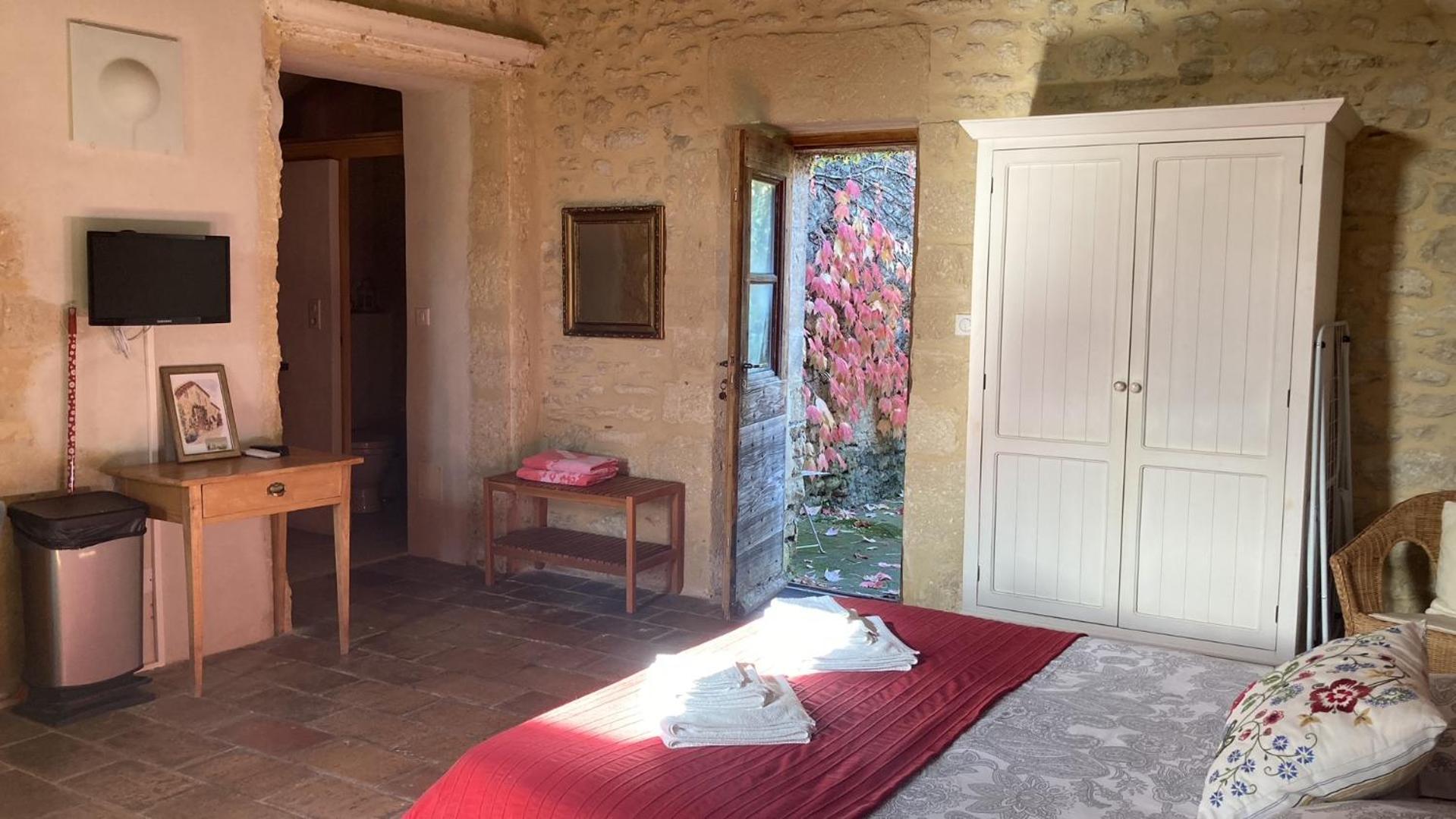Mas De La Rivoire B&B Villevieille ภายนอก รูปภาพ