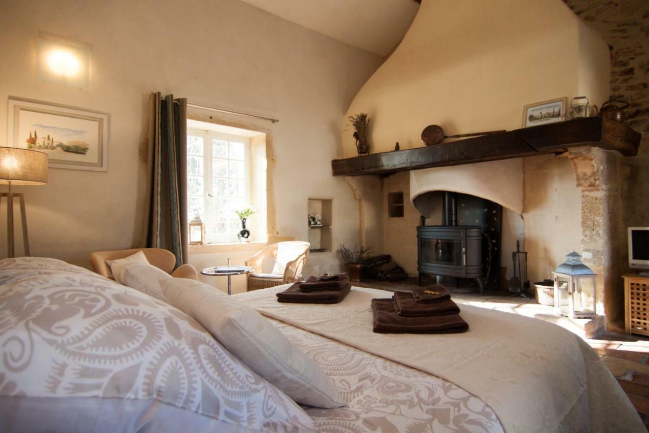 Mas De La Rivoire B&B Villevieille ภายนอก รูปภาพ