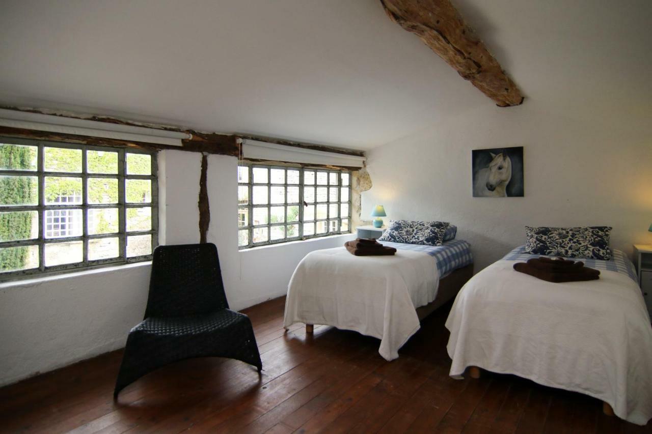 Mas De La Rivoire B&B Villevieille ภายนอก รูปภาพ